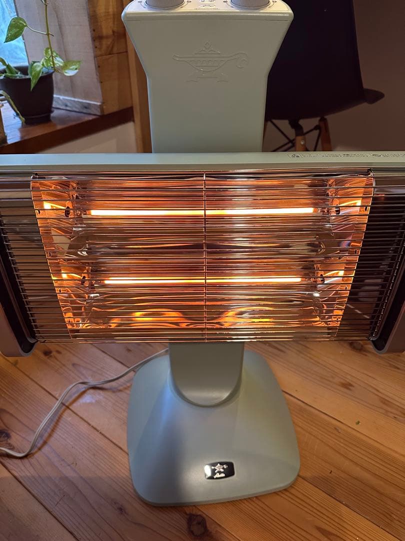 Aladdin アラジン遠赤グラファイトヒーター　CAH-2G10A2018年製