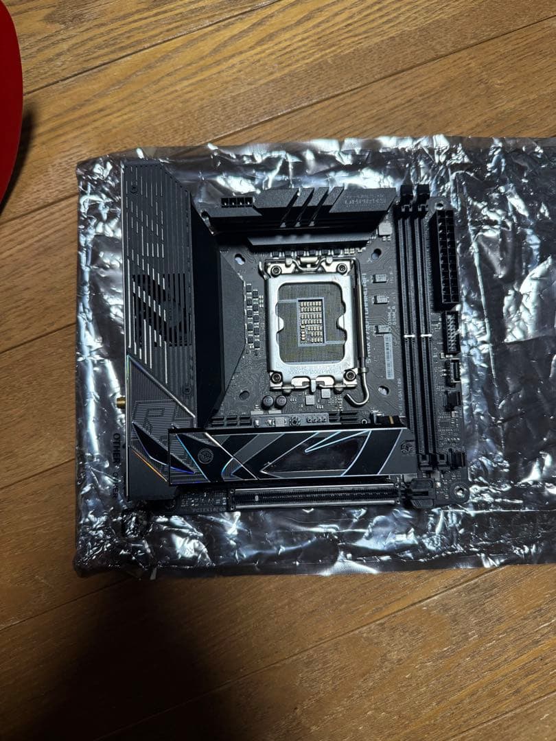 マザーボード ASUS ROG STRIX Z790-I GAMING WIFI