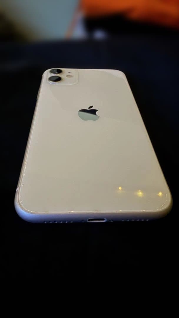 iPhone11 256GB ホワイト バッテリー100% SIMフリー