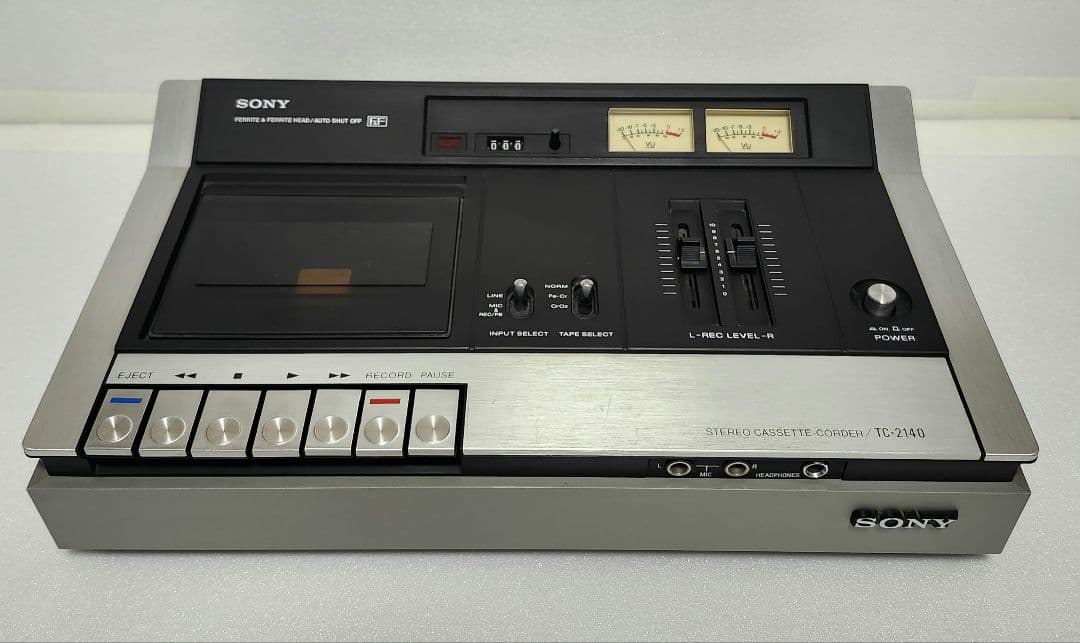 SONY ST 3950とTC-2140 チューナーとカセットデッキ　中古美品