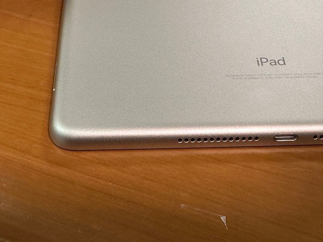 iPad 第6世代 Wi-Fi + Cellularモデル