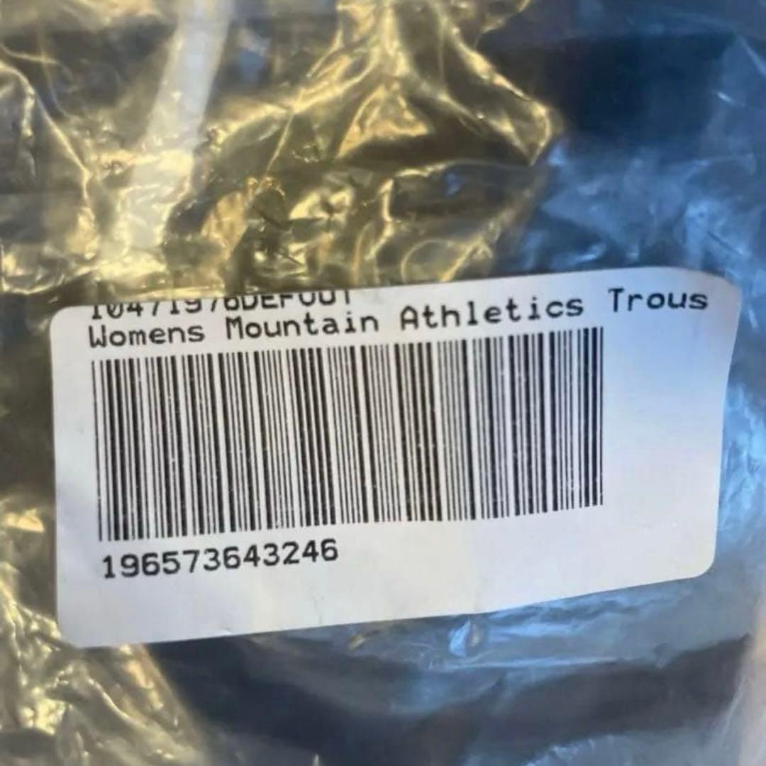 新品❣通気性　耐水性　登山　マウンテン アスレチックス ウィンド　パンツ　黒