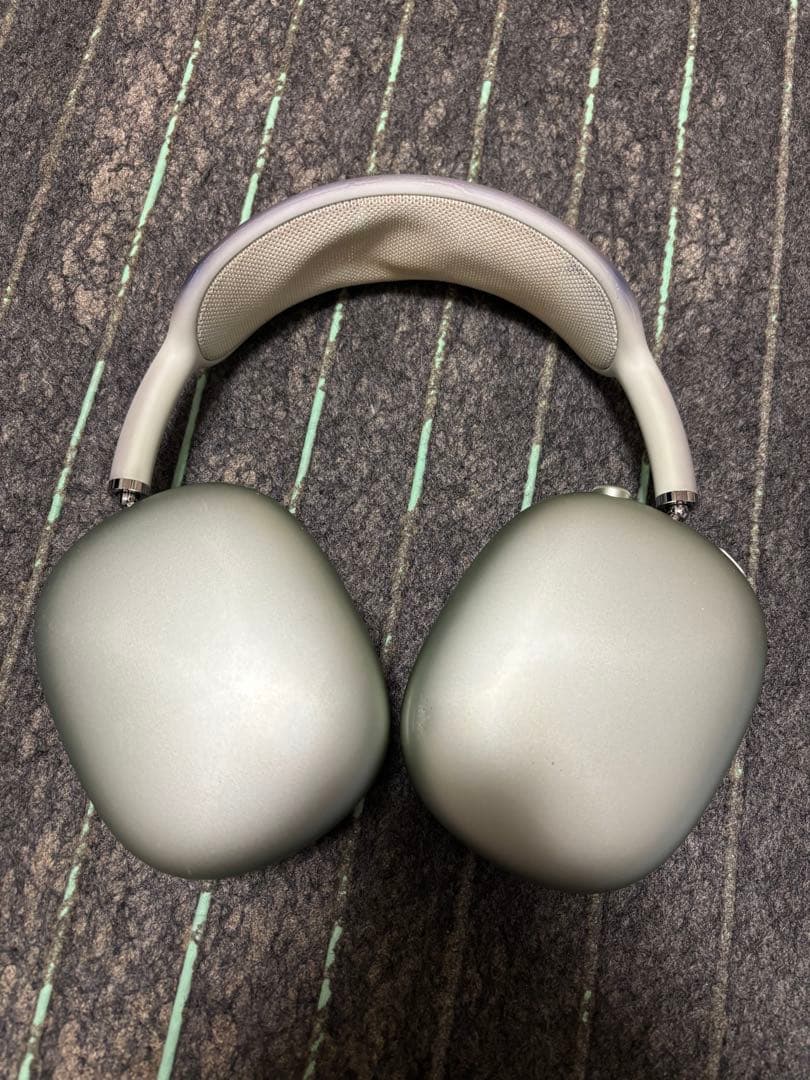 Airpods Max グリーン
