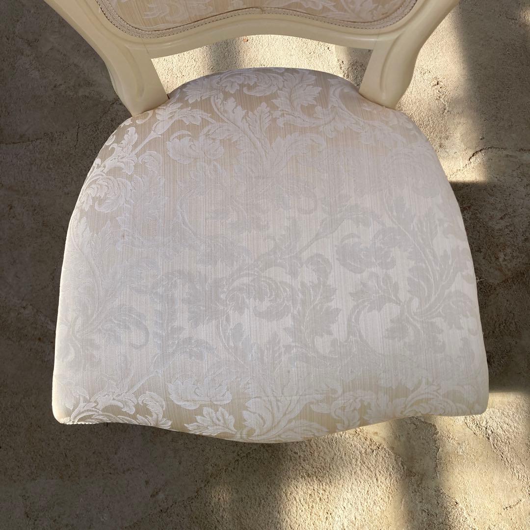 P*A様 白家具 猫脚 ダイニングチェア 布張り アンティーク調 B