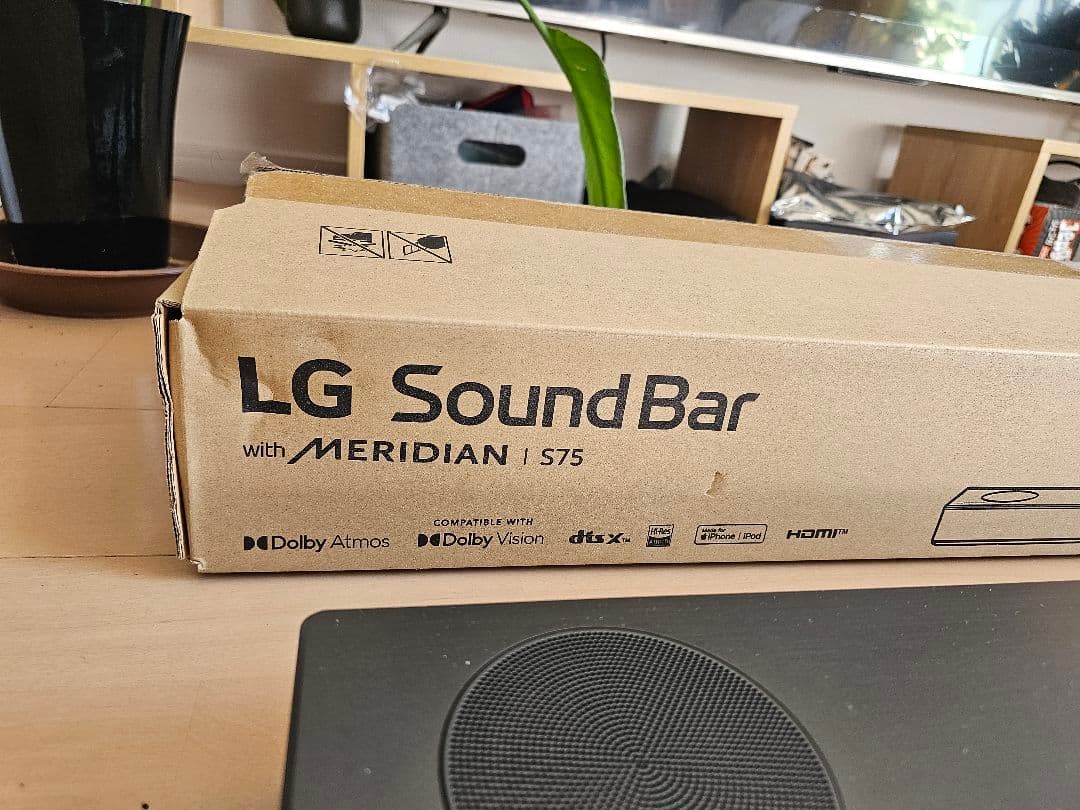 LG S75QC 高性能サウンドバー(3.0.2ch160W)生後3ヶ月