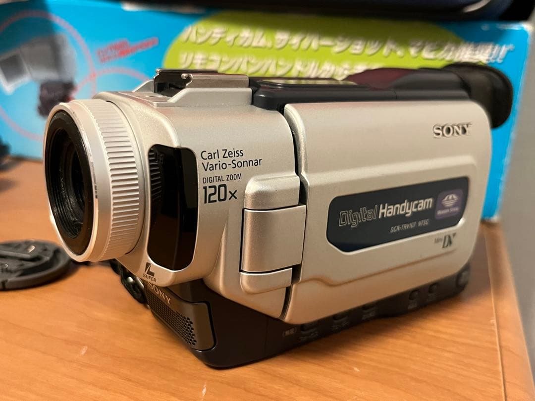 SONY miniDV HANDYCAM DCR-TRV107K 三脚スタンド