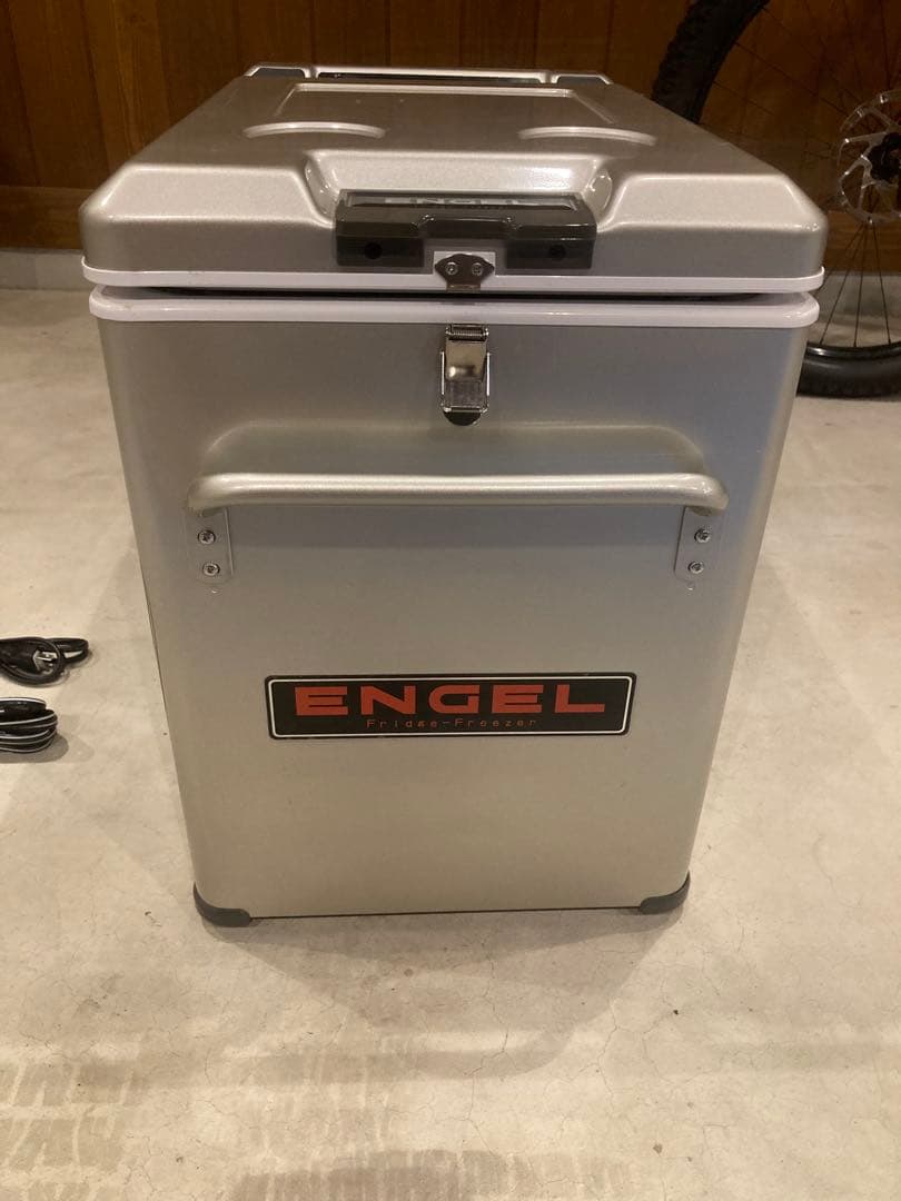 新品未使用☆澤藤電気 ENGEL 車載冷凍冷蔵庫40ℓ MT40F-D1D-P