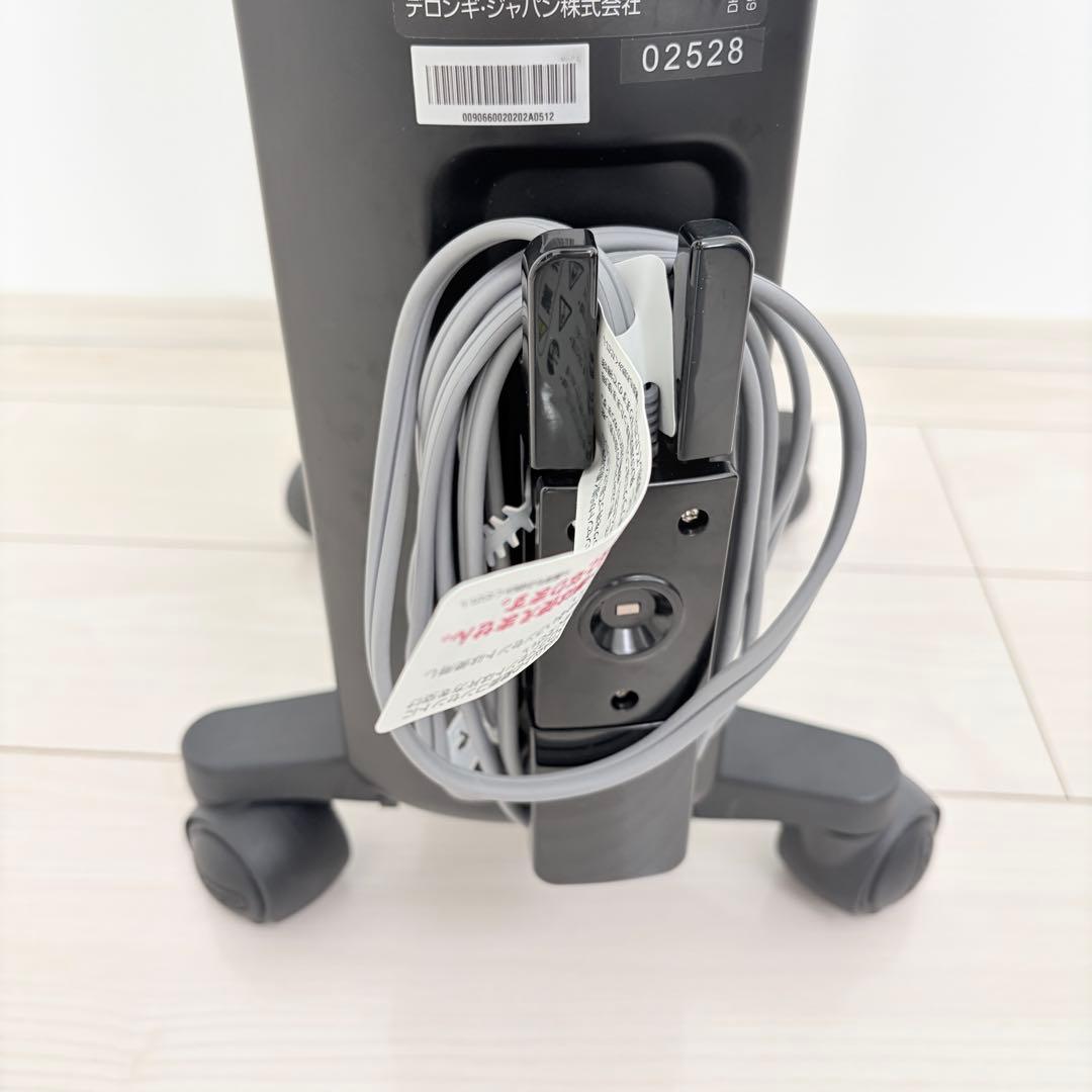 美品！De'Longhi MDHU09-PB 電気ヒーター ブラック