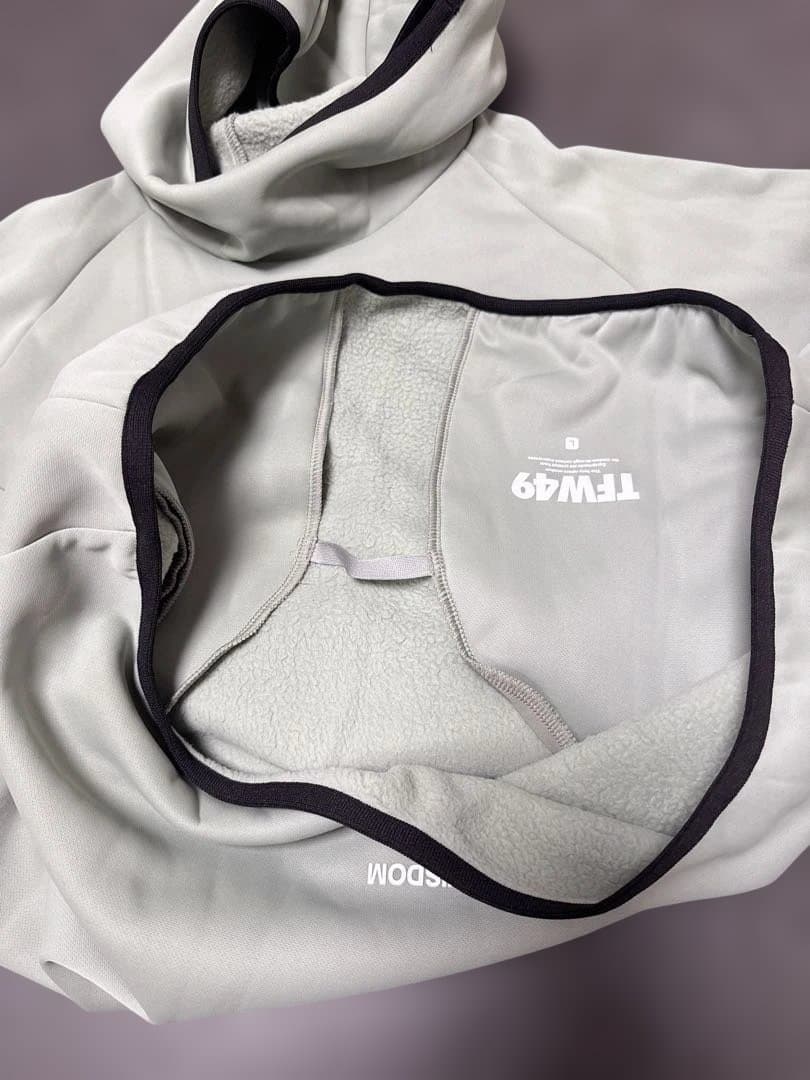 TFW49 フード付きセーターライトグレー