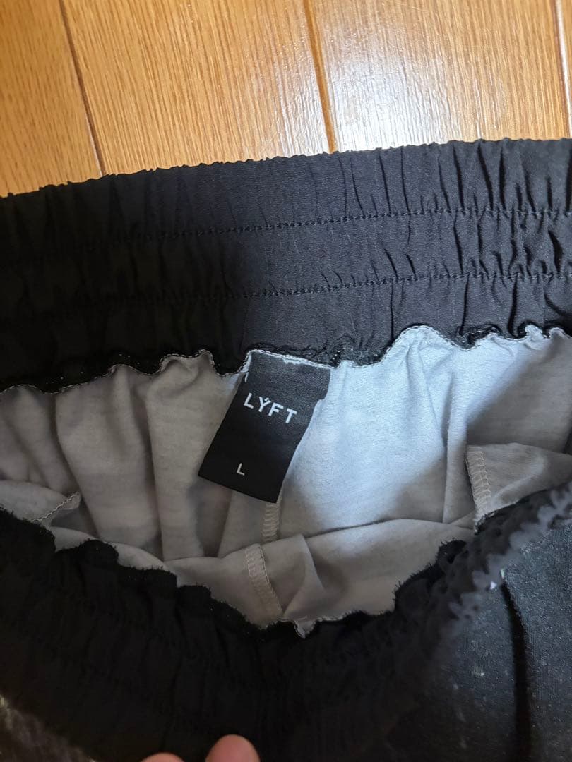 受*す様 LYFT グラフィックプリントパンツ Lサイズ