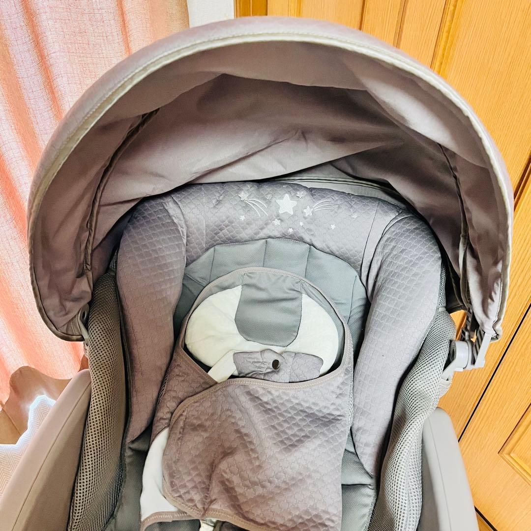 Aprica ユラリズムオート プレミアム ムーンロック