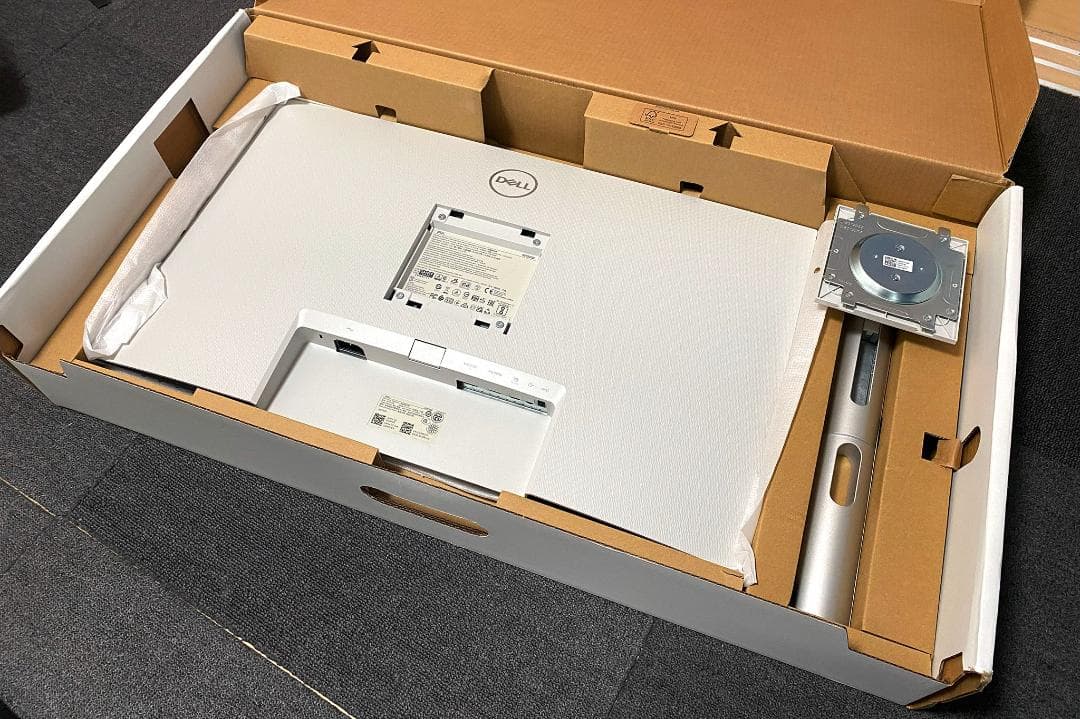 Dell S2722QC 27インチ 4K UHD USB-C IPS モニター