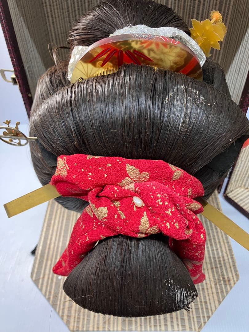 辰巳商会　高級日本髪かづら　かつら　かんざし髪飾り付芸者　コスプレ　ケース付