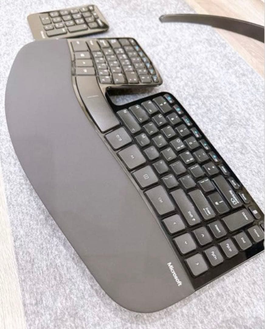 最終値下げ　韓国語キーボード　エルゴノミック キーボードマウス テンキー セット