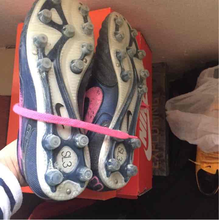 ナイキスパイクティエンポ