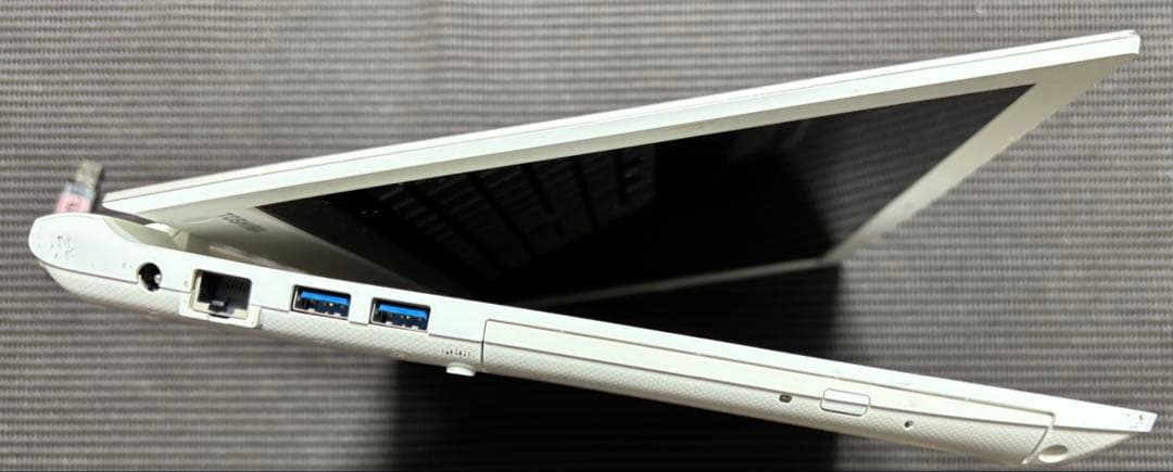 Windowsノート本体 dynabook T55/VG i3-6100 SSD256GB 8GB