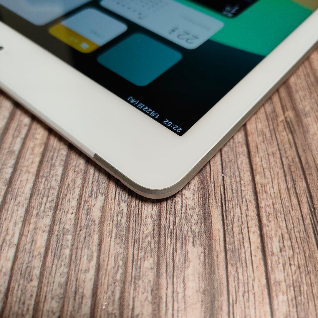 iPad 第6世代 32GB SIMフリー 美品 バッテリー100%