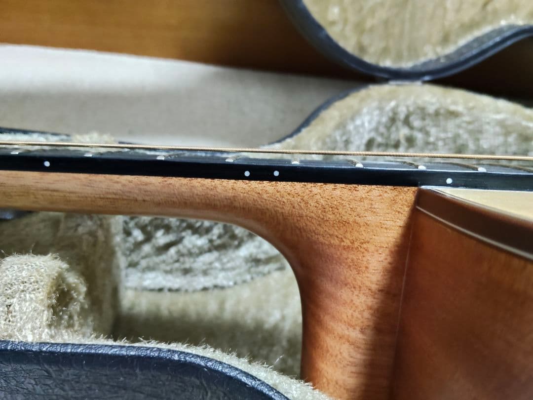 お*わ様 Naga Guitars G-08OOC　アコースティックギター