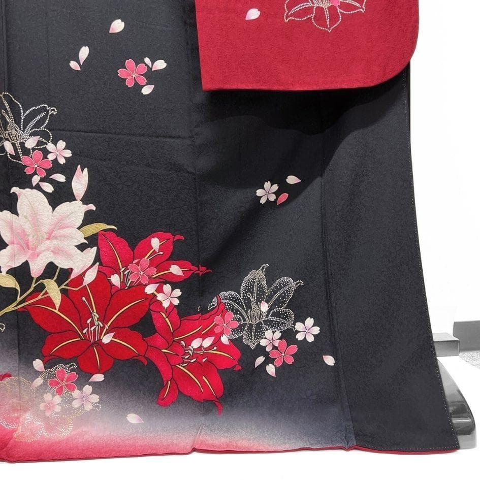 刺繍　百合　花吹雪　振袖　晴れの日　成人式　卒業式　着物　012a p