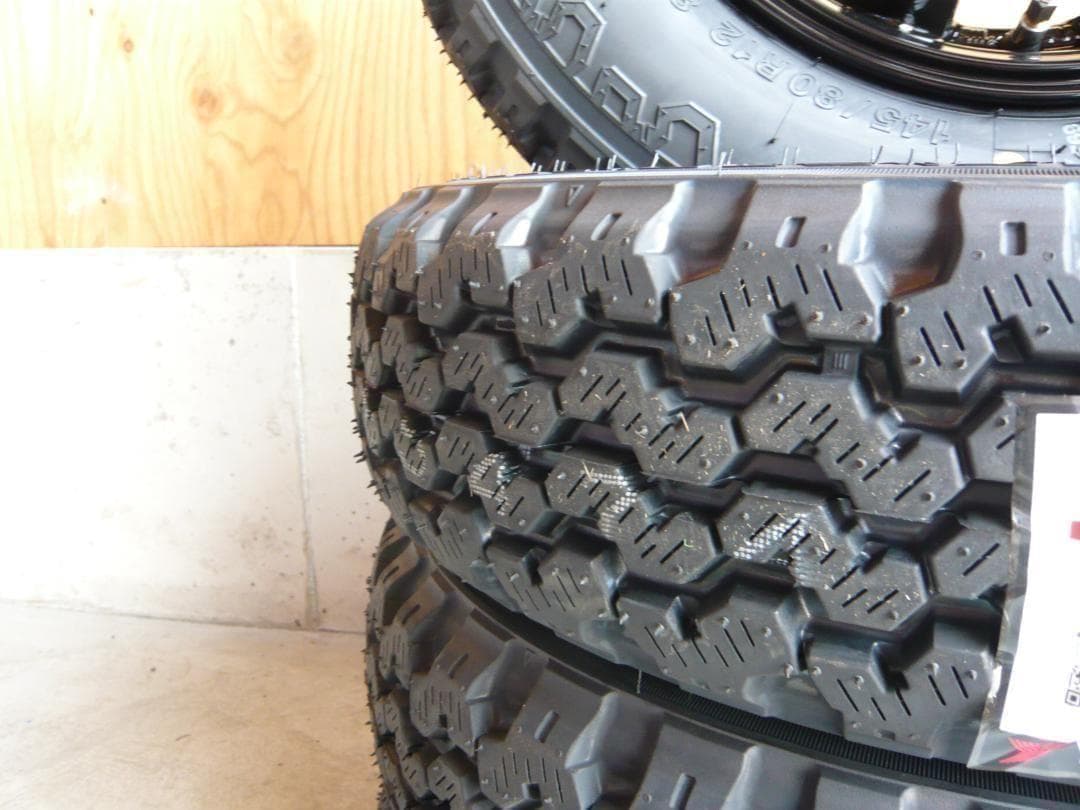 ya-co8　ナット付き☆ヨコハマジオランダーKT☆145/80R12LT