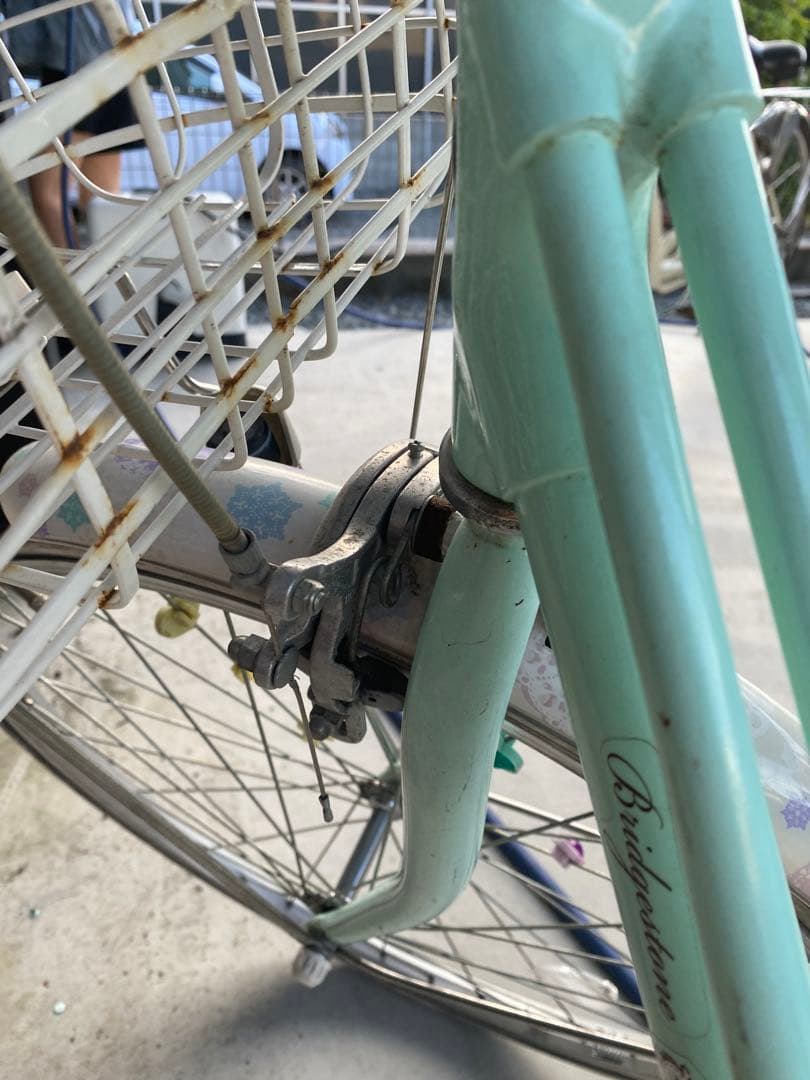 ピ*ロ様 兵庫県【手渡し希望】ブリヂストン 24インチ リコリーナ 子供自転車