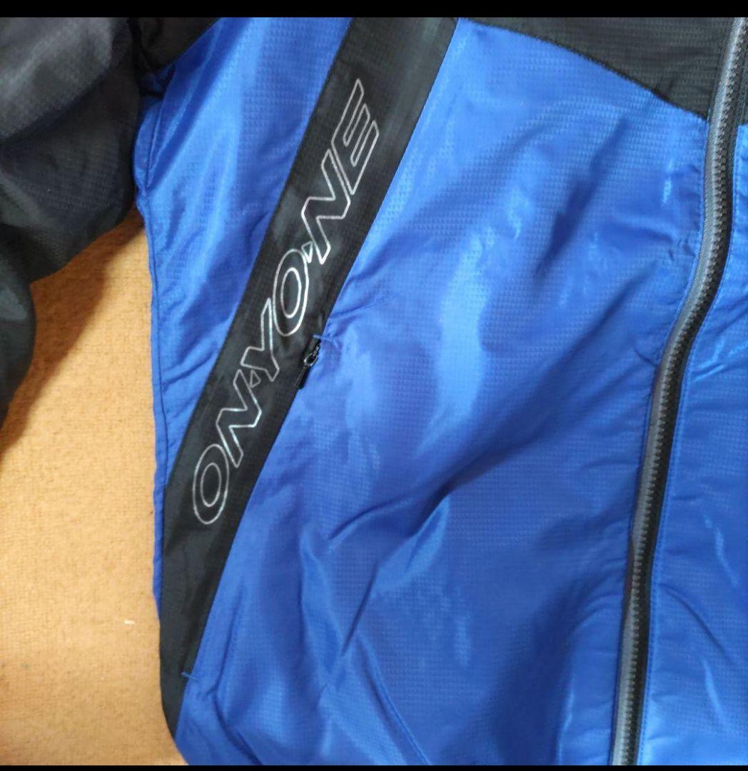 新品タグ付き オンヨネ サロモンチーム トレーニンジャケット