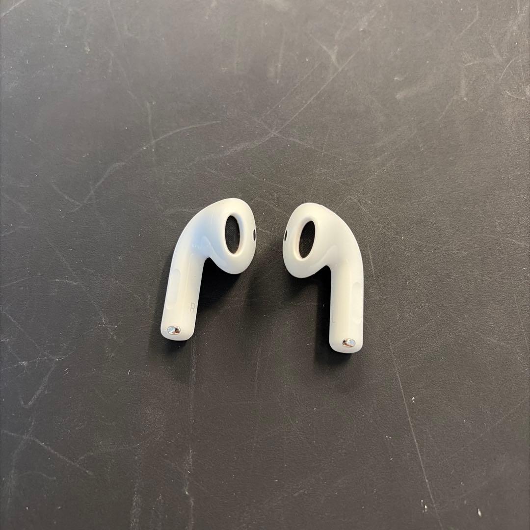 【中古】AirPods 4 MXP93J/A