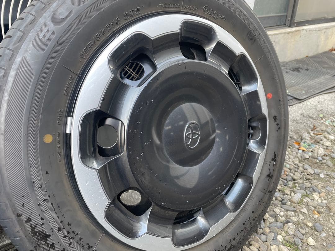 185/65R15 シエンタ　純正外し