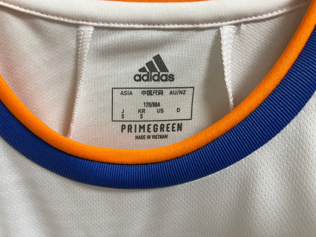 【最終値下げ】レアル・マドリード　モドリッチ　レプリカユニフォーム