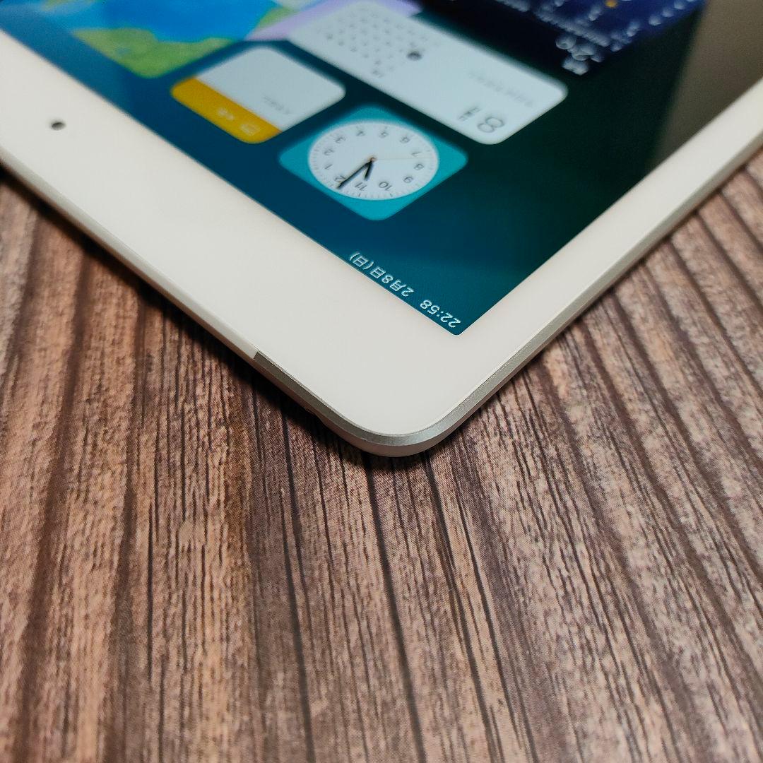 apple iPad 第8世代 32GB SIMフリー 美品