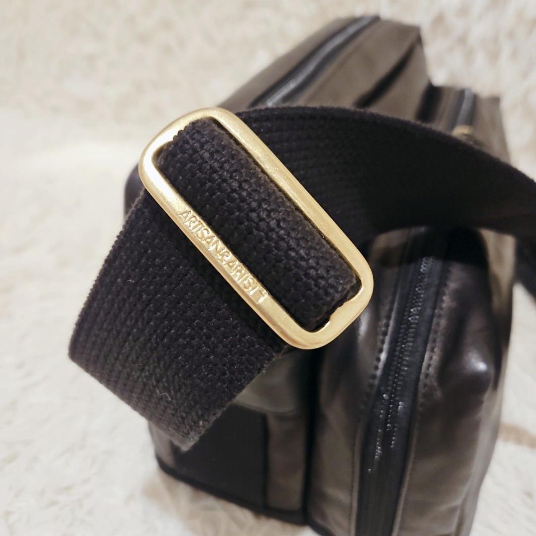 美品 アルティザン&アーティスト 本革 力メラバッグ GCAM-1000 日本製