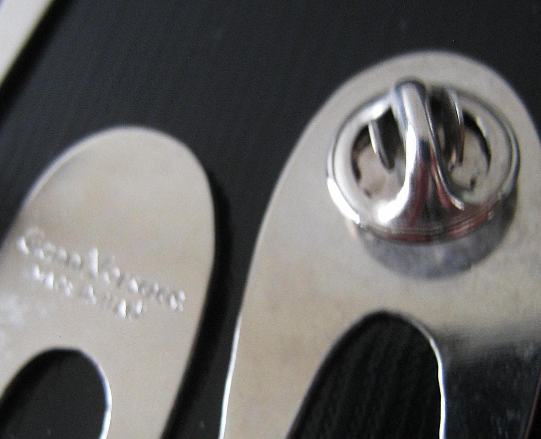 VERSACE ヴェルサ－チェ　ヴィンテ－ジ　ピン ブロ－チ　特大