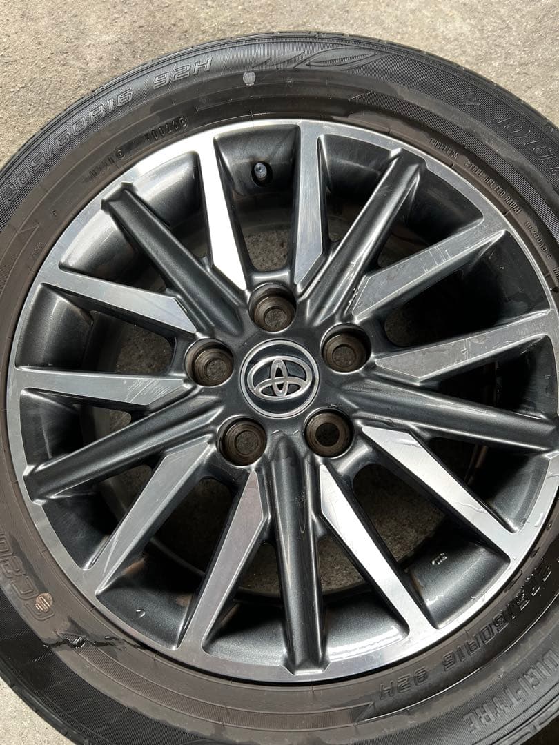 送料込み　80ノア、ヴォクシー、エスクアィア　トヨタ　純正16インチ ホイール