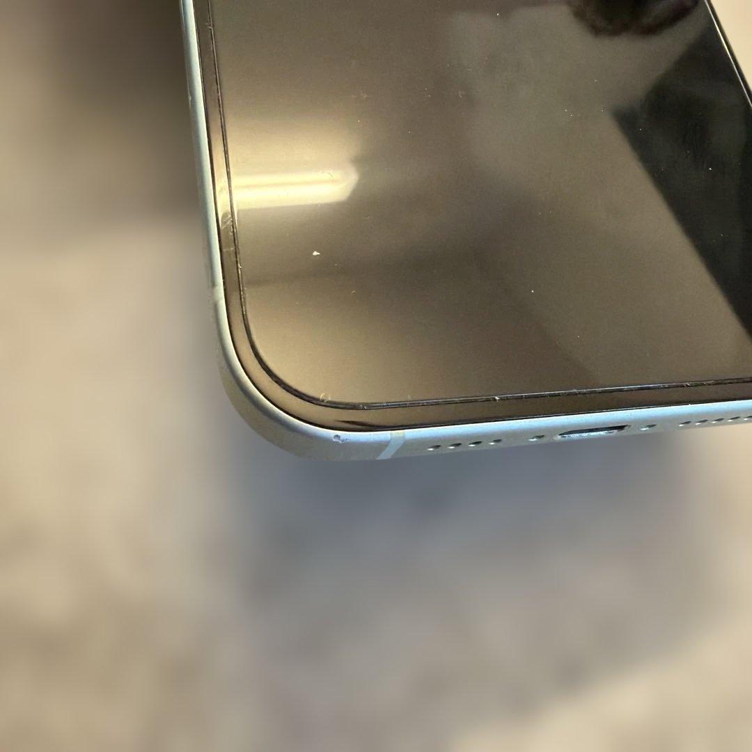 Apple iPhone 15 plus本体　グリーン　SIMフリー　美品