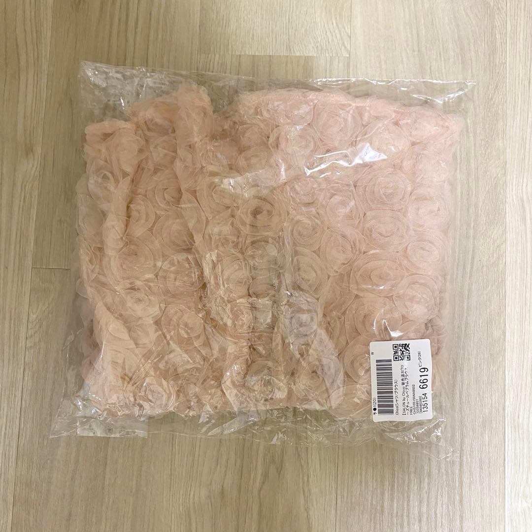 新品未使用品　Chicoローズチュールペプラムブラウス