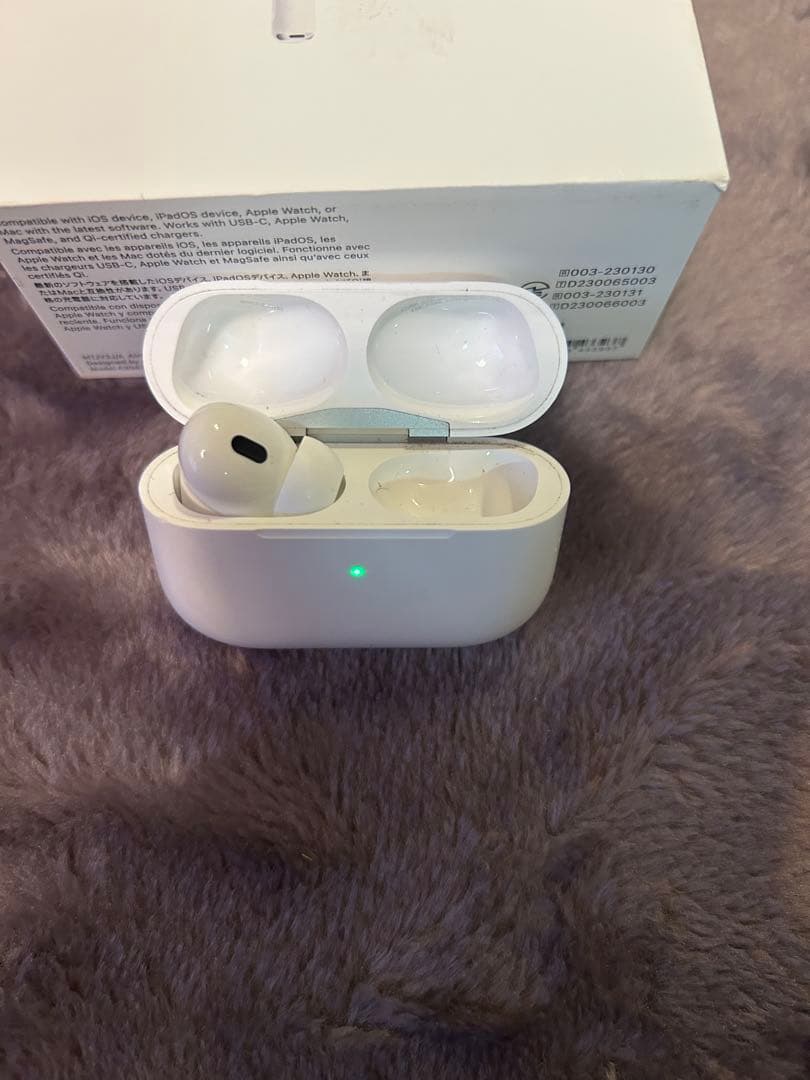 AirPods 本体 ホワイト 充電ケース付き 左耳のみ