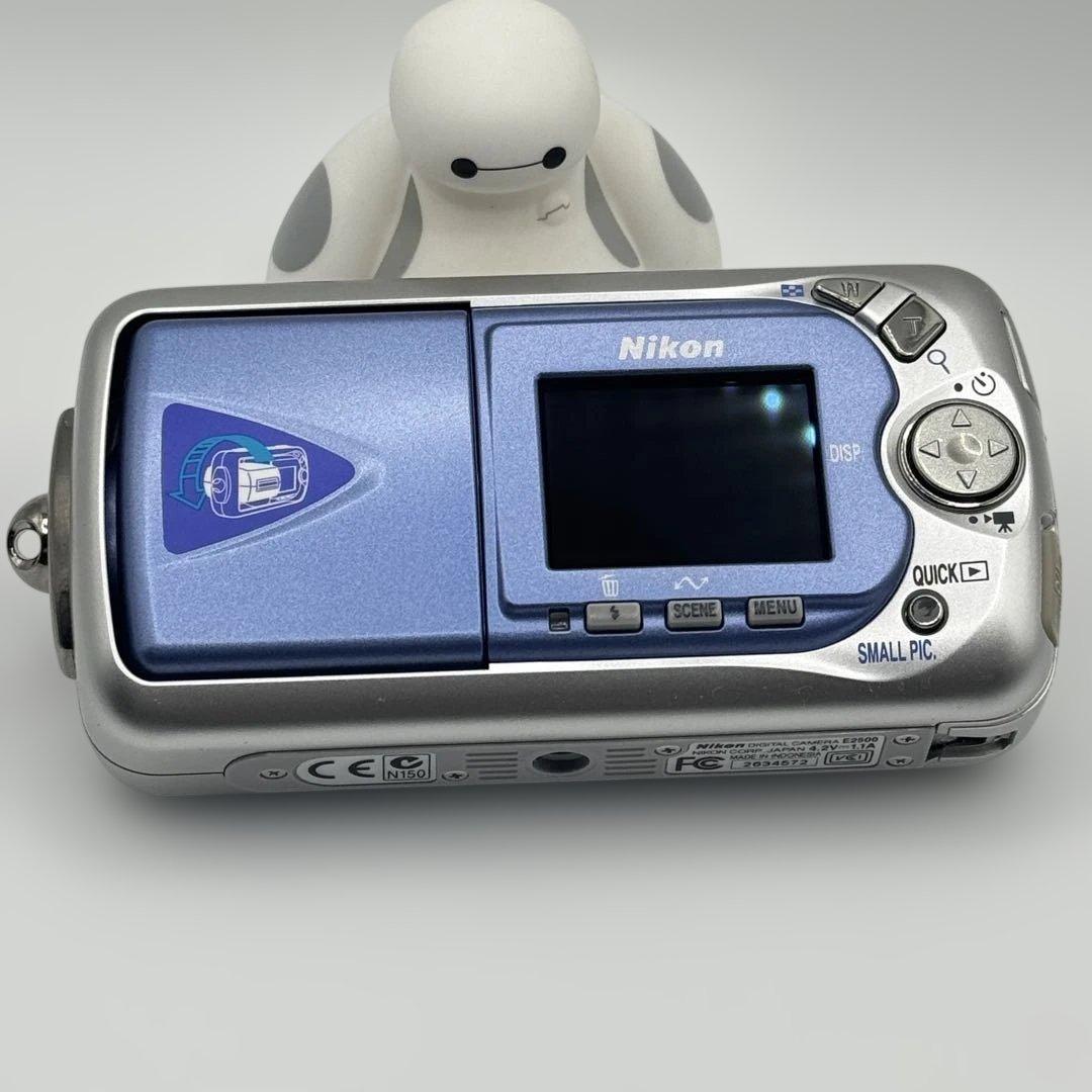 【美品】NIKON COOLPIX 2500 コンデジ クールピクス 箱付