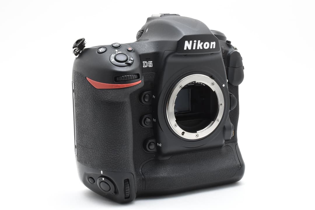 ■極上品■ ニコン D5 XQD-Type デジタル一眼 #C760
