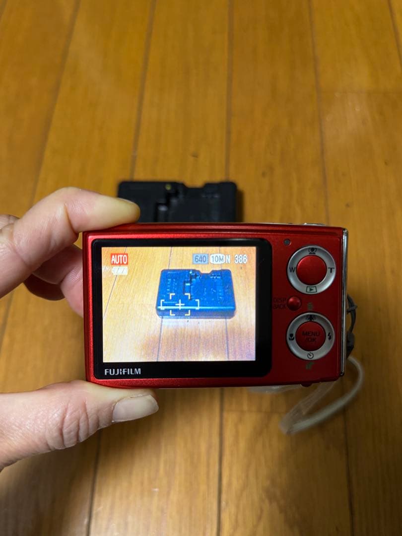 Fujifilm FinePix Z20fd レッド 1GBメモリー付き