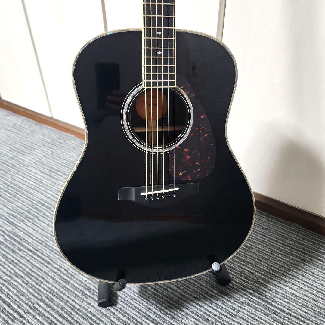 新古品　YAMAHA LL16D ARE 黒