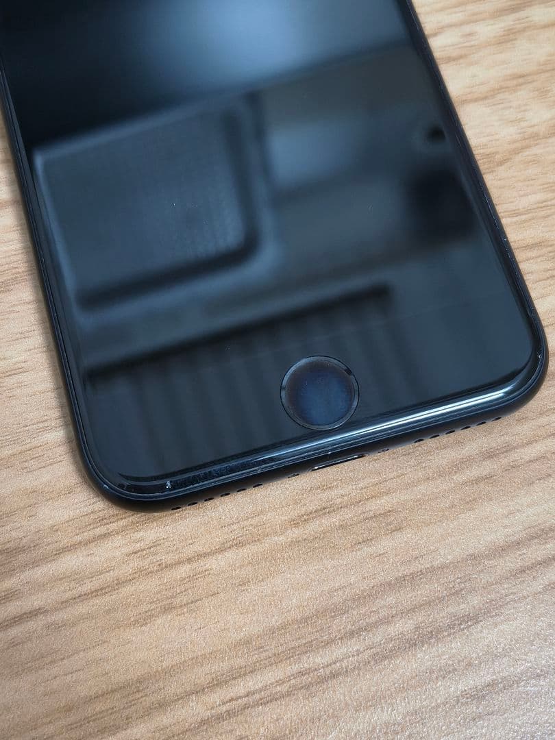 【おまけ付き】Apple iPhone SE 第2世代 128GB