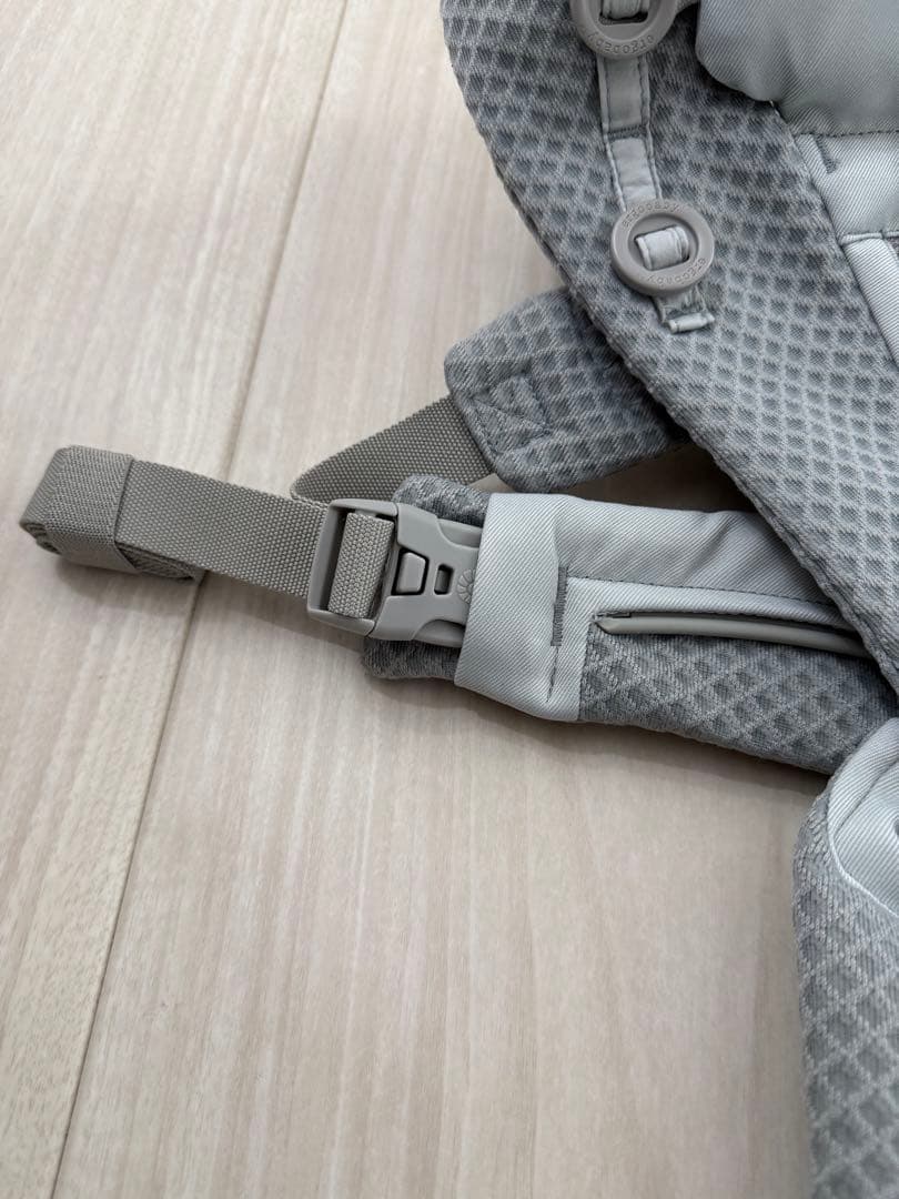 エルゴベビー OMNI Breeze抱っこ紐 メッシュ　パールグレー