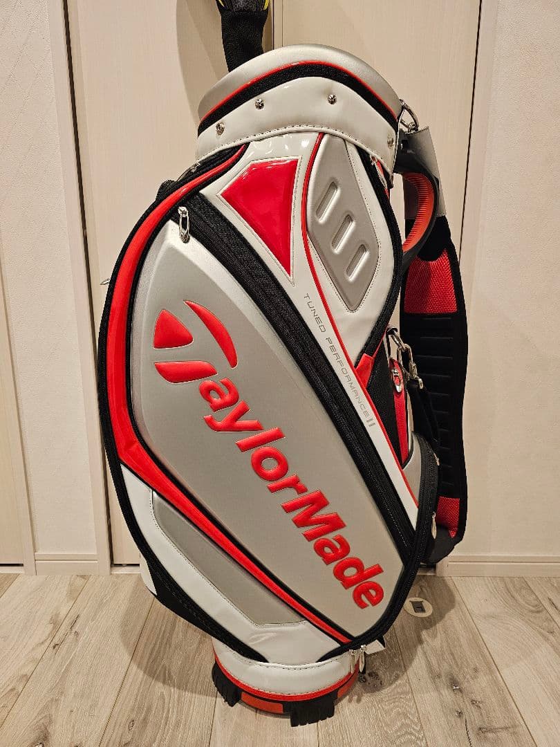 年末断捨離 TaylorMade キャディバッグ ナイキドライバー1本おまけ
