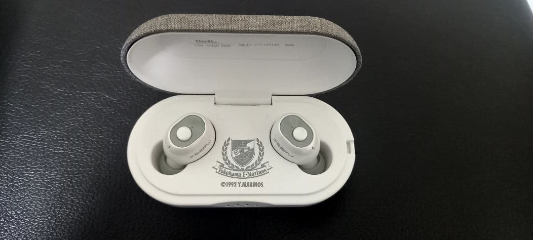 大幅値下‼️横浜Fマリノス 限定SE04ワイヤレスイヤホンBluetooth5❗