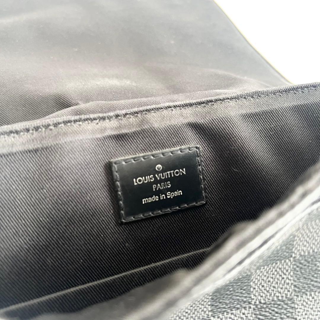 バッグ LOUIS VUITTON DISTRICT LOGO SHOULDER BAG