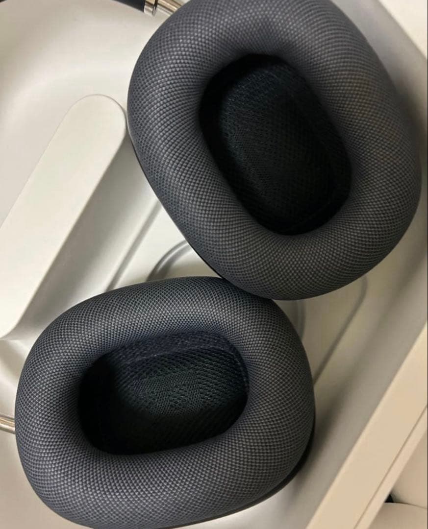 ブルートゥースヘッドホン AirPods Max(USB-C) ミッドナイト