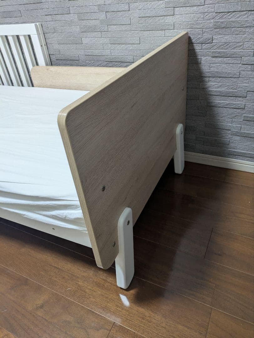 【値下しました】Boori 3in1 ベビーベッド ナッティ　専用マットレス付き