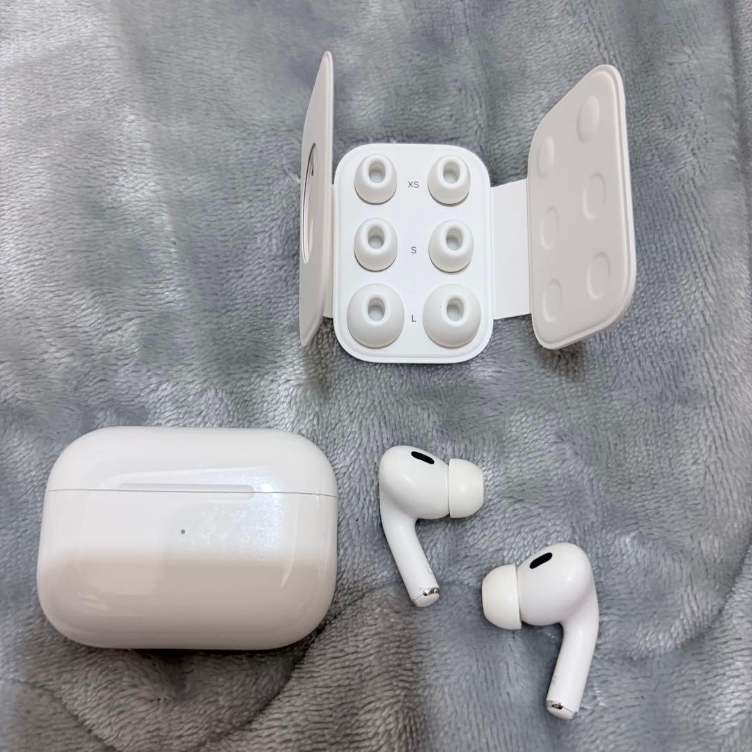 Apple AirPods Pro 第二世代 本体 充電ケース付き