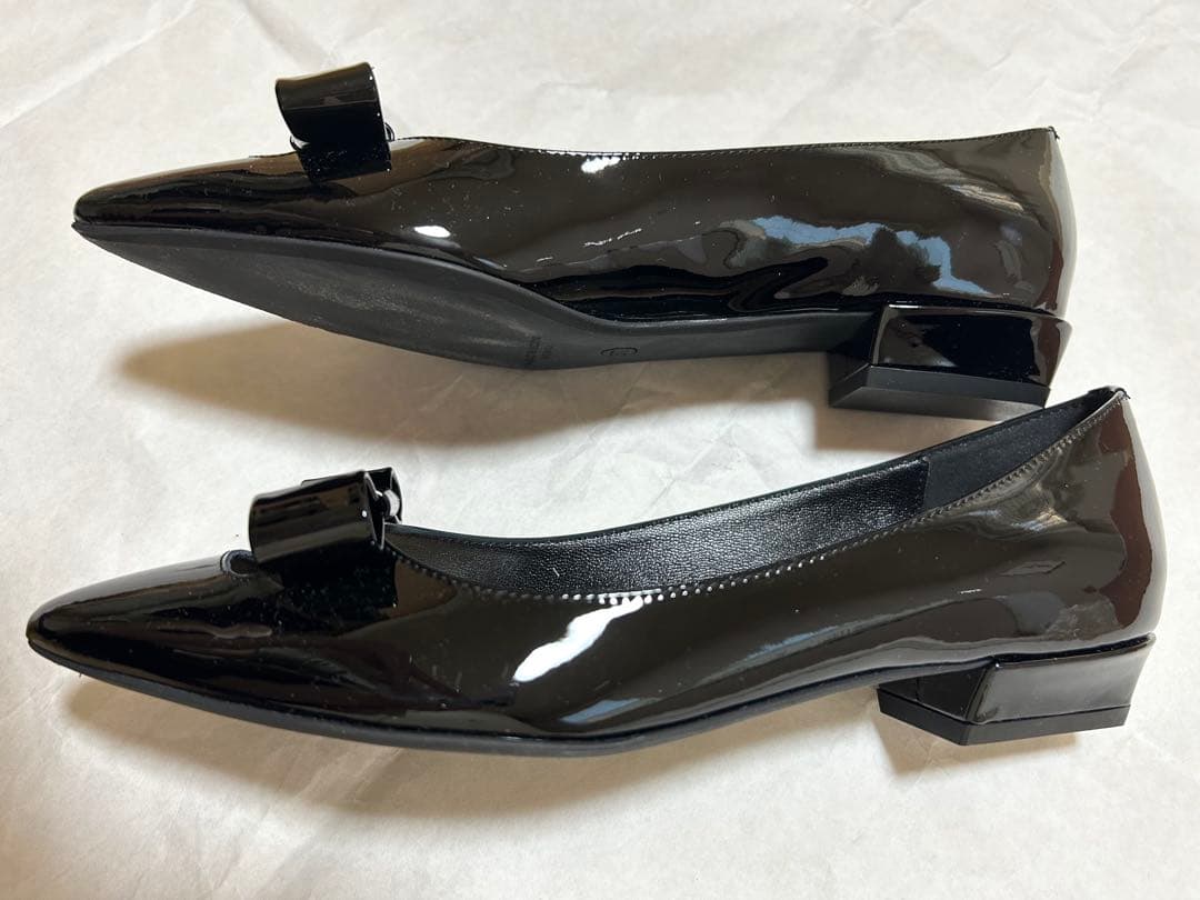 FABIORUSCONI リボンパンプス　ブラック　パテント　ファビオルスコーニ