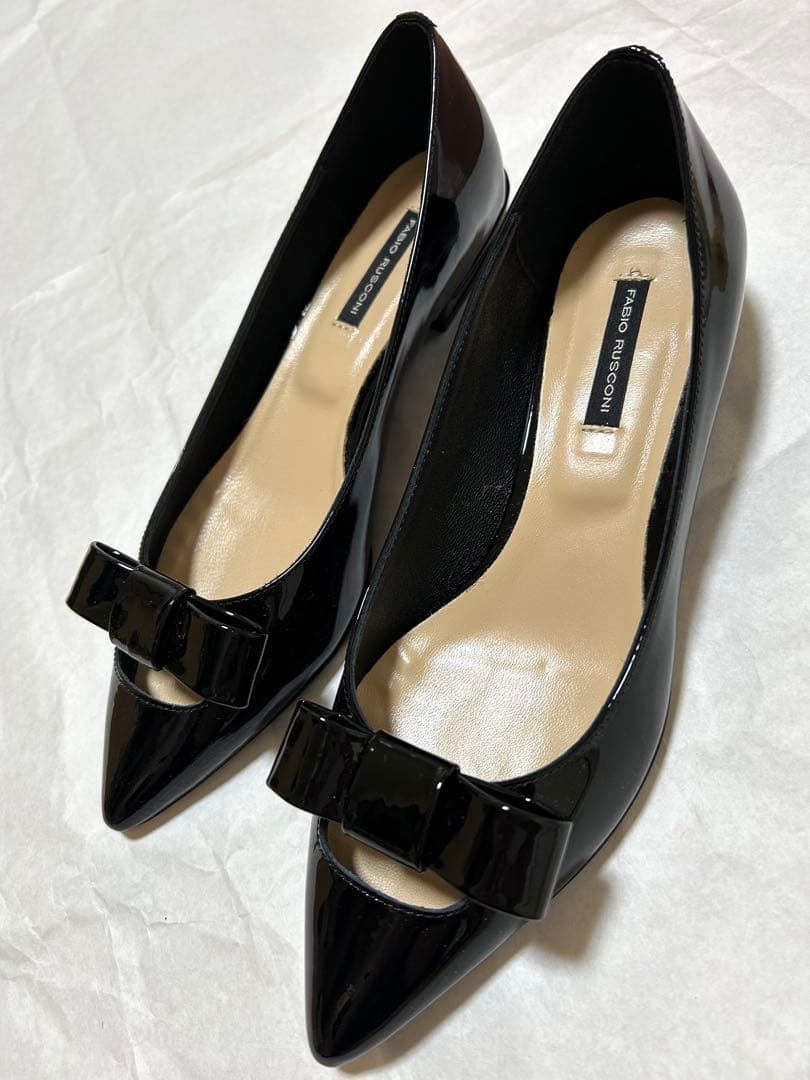 FABIORUSCONI リボンパンプス　ブラック　パテント　ファビオルスコーニ